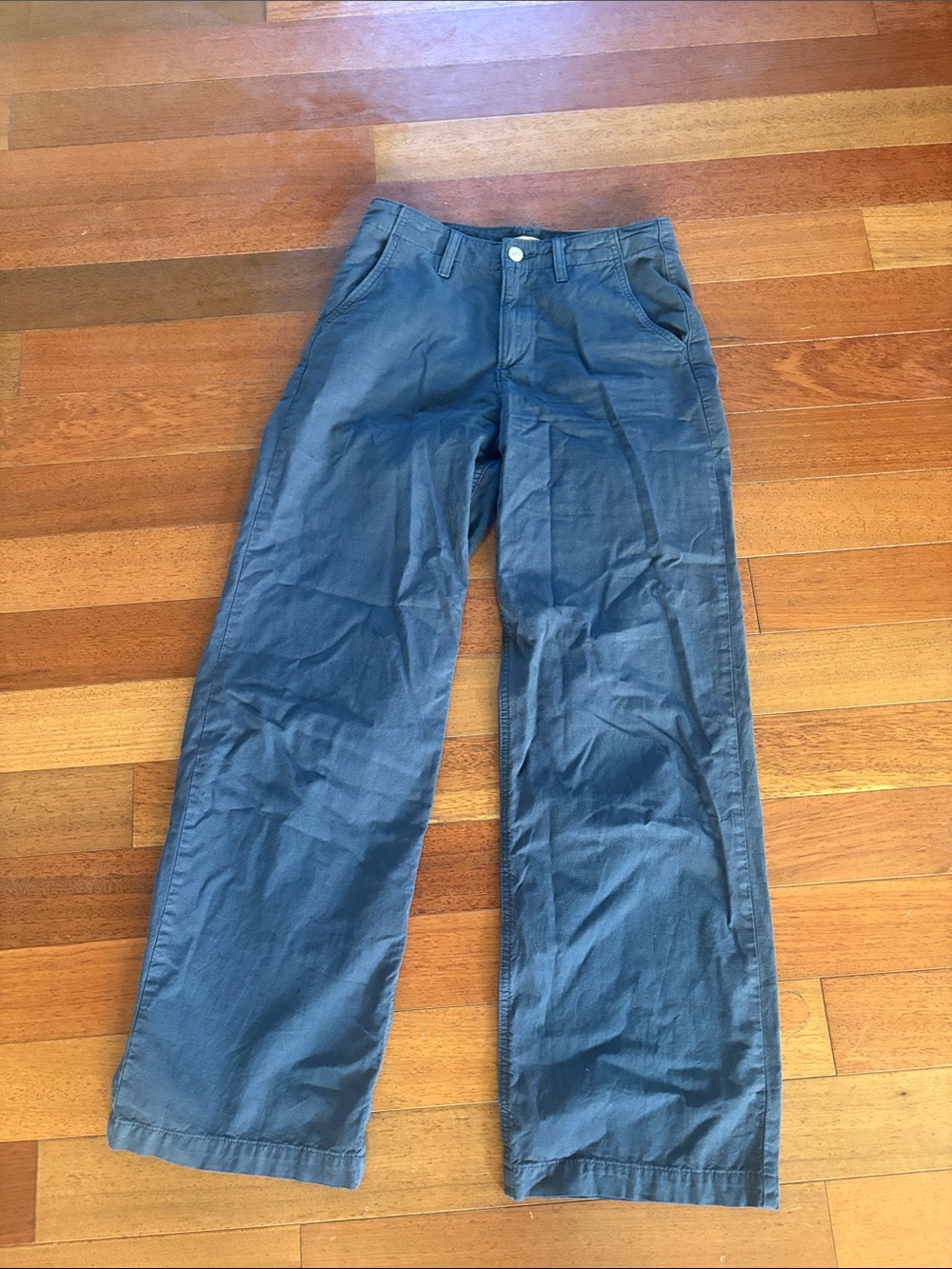 Levi’s 90s Straight Lightweight Women's Pants - Size 25